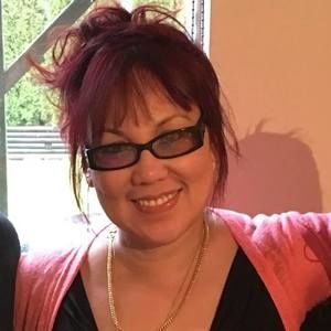 Meet your Posher, Lena